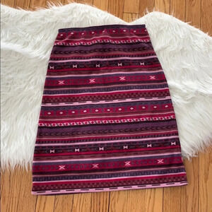 Women’s pink Aztec print pencil Fleece skirt size XS